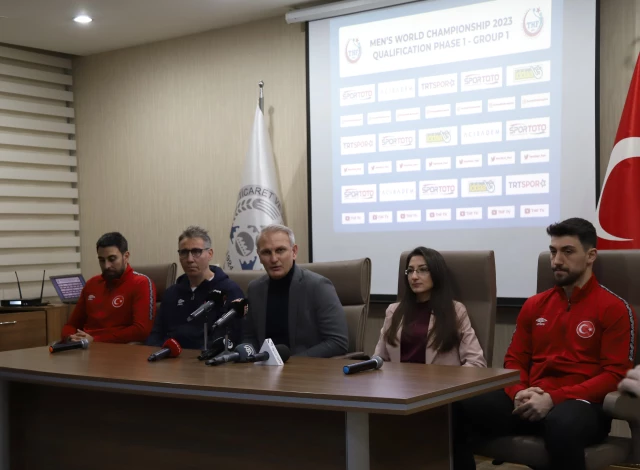 ΑΘΛΗΤΙΚΑ Πρόεδρος της Ομοσπονδίας Χειροσφαίρισης Kılıç: Θέλουμε να τερματίσουμε δεύτεροι στον όμιλο