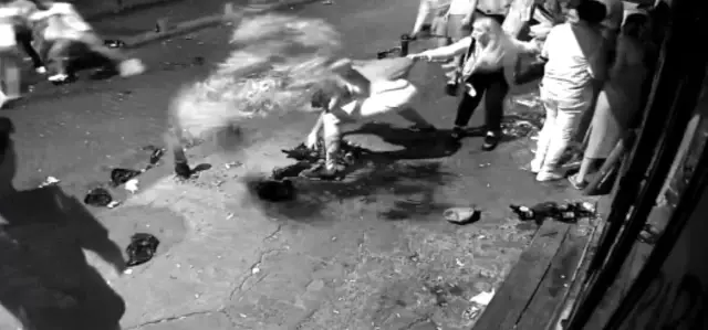 Cihangir'de dehşet dolu kavga! Alkol şişelerini kırıp, kendilerini uyaran gençlere saldırdılar