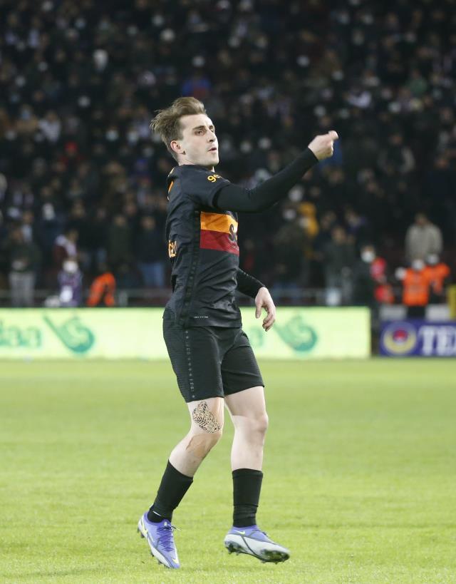 Ne yaptın sen öyle Kerem! Galatasaraylı yıldızın akıllara durgunluk veren golü ortalığı yıktı