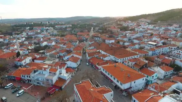 Bozcaada'da kiralık ev sıkıntısı! Herkes yazın 2-3 ay kiraya verip bütün yılın parasını alma peşinde