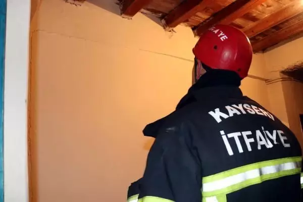 KAYSERİ'DE 4.9 BÜYÜKLÜĞÜNDE DEPREM (4)