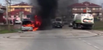 Son dakika haber: Otomobilin alev alev yandığı anlar kamerada