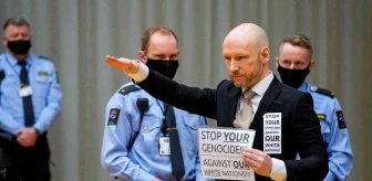 Seri katil Breivik'ten mahkemede Nazi selamı