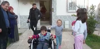 8 yaşındaki engelli Ayberk'in akülü tekerlekli sandalye hayali gerçek oldu