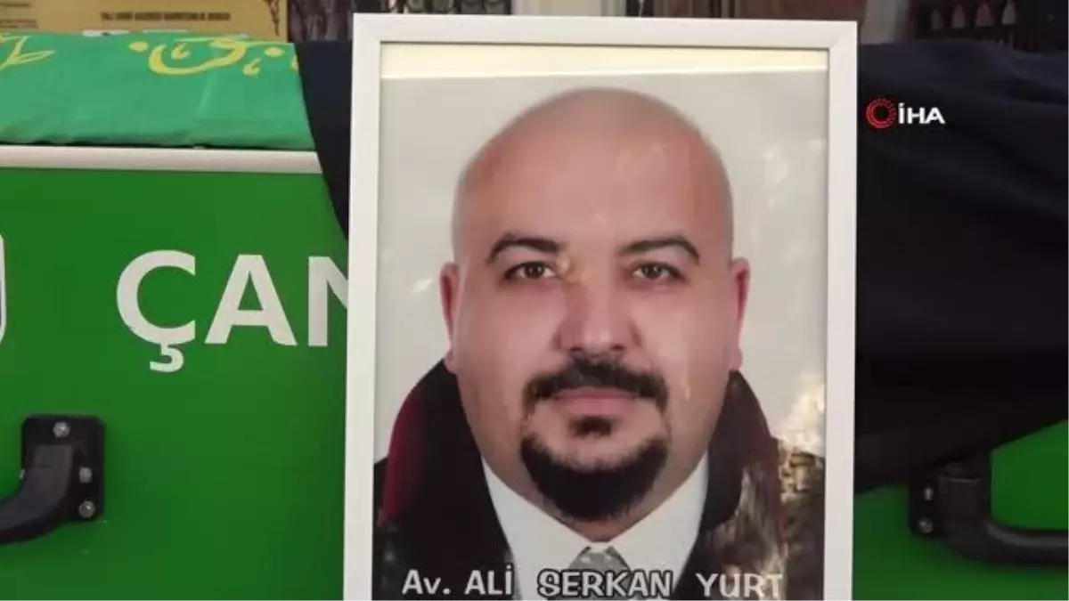 Çanakkale'de yüksekten düşerek hayatını kaybeden avukat toprağa verildi