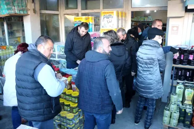 Bulgarlar, PCR zorunluluğuna saatler kala Edirne'ye akın edip ne var ne yok aldılar