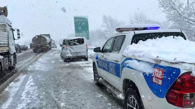TEM'de 7 araçlı zincirleme kaza