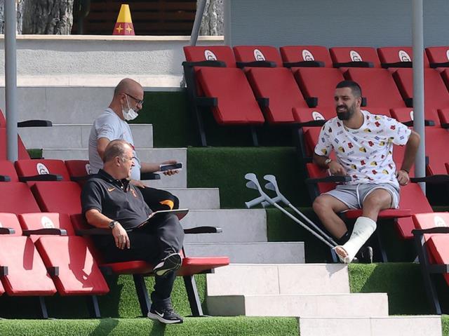 Bir dönem daha son buluyor! Galatasaray'dan kaptan Arda'ya şaşırtan teklif Bir dönem daha son buluyor! Galatasaray'dan kaptan Arda'ya şaşırtan teklif