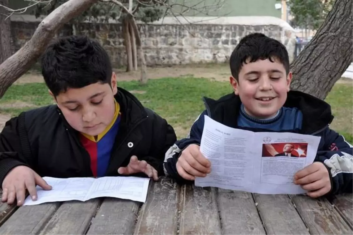 Karne tebrik mesajları, en güzel karne tebrik mesajları nelerdir? 2022 en güzel karne tebrik mesajları.