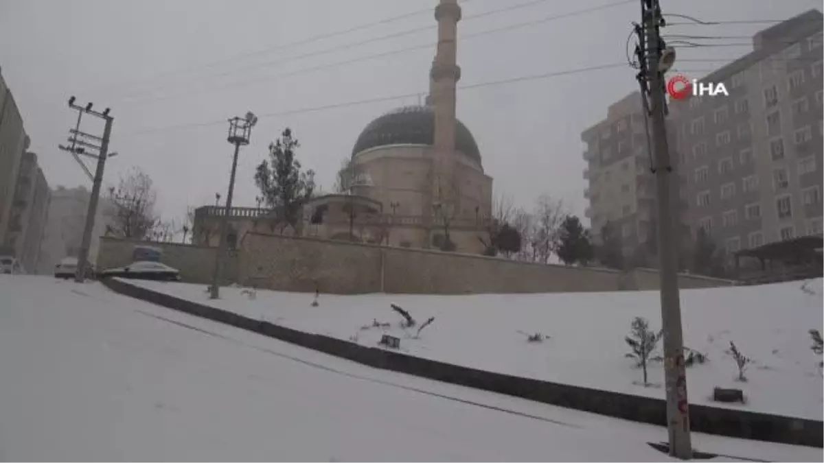Mardin beyaza büründü