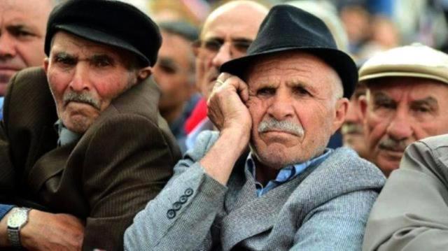 Memur emeklilerinin maaş farkları ne zaman ödenecek? Memur ve emekli ek zam ödemeleri ne zaman? 2022 memur maaşı farkı yattı mı? Emekli ve memur maaşı