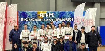 Yunusemreli judocular Fethiye'den madalyalarla döndü