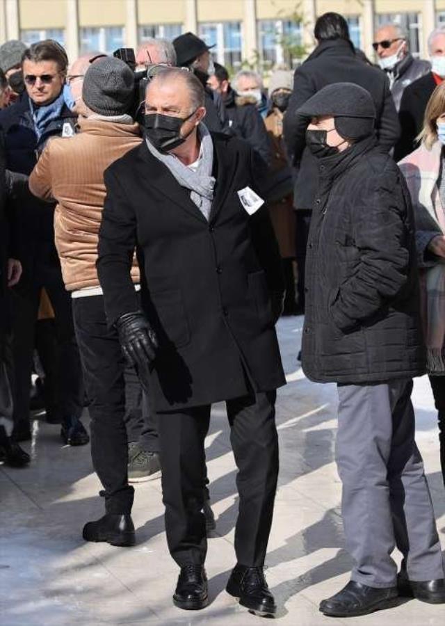 Cenazede dikkat çeken görüntü! Burak Elmas'ı gören Fatih Terim'den olay tepki