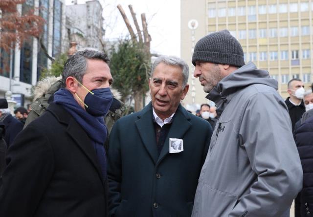 Cenazede dikkat çeken görüntü! Burak Elmas'ı gören Fatih Terim'den olay tepki