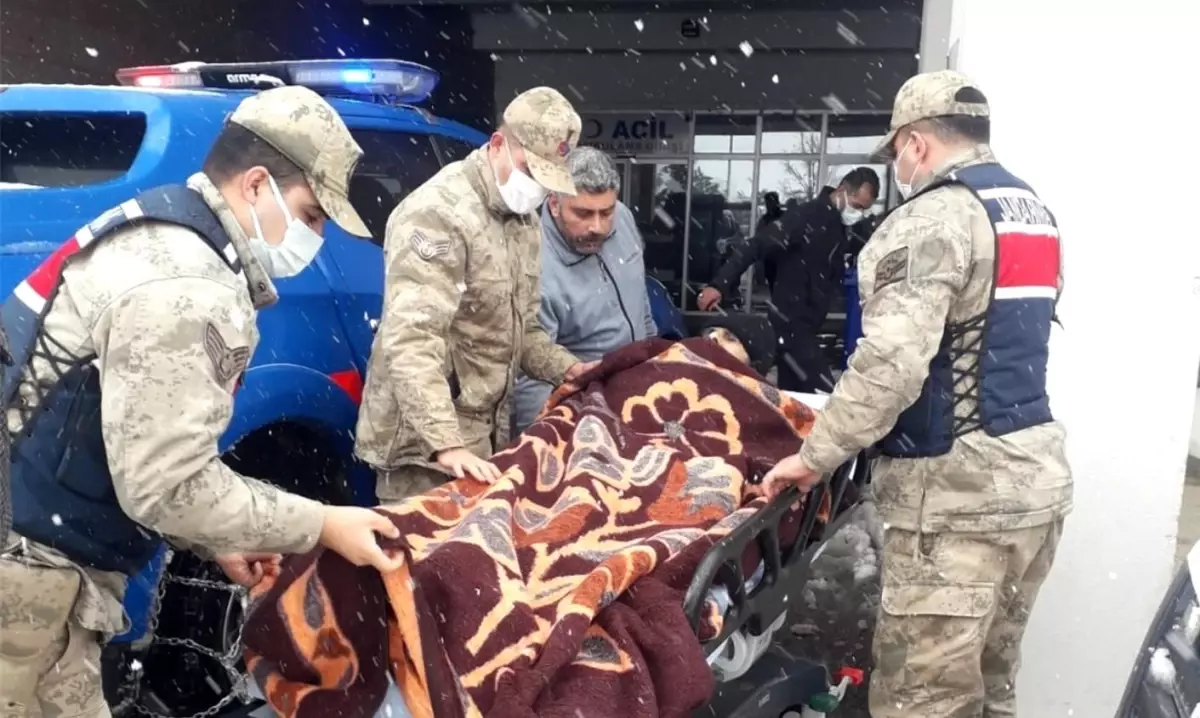 İslahiye'de mahsur kalan hastaların imdadına devlet yetişti