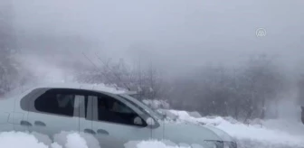 Kardan kapanan yollarda çalışma yapılıyor