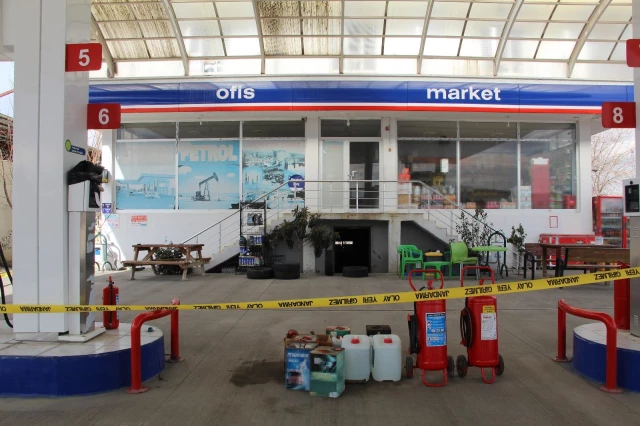 Petrol istasyonuna giren hırsızlar, 15 yaşındaki istasyon çalışanını öldürdü