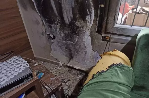 Boşandığı eşinin oğluyla gönderdiği hoparlör bomba gibi patladı, ikisinden de şikayetçi oldu Boşandığı eşinin oğluyla gönderdiği hoparlör bomba gibi patladı, ikisinden de şikayetçi oldu