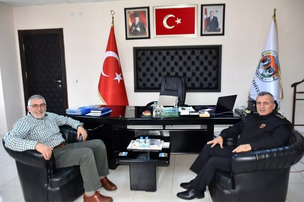 İl Jandarma Komutanı Atasoy'dan Başkan Bozkurt'a ziyaret