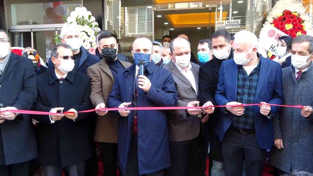 AK Partili Turan'dan İmamoğlu'na: Karda tuz, rakıda buz. Dert varsa bu derdi beraber yaşayacağız 