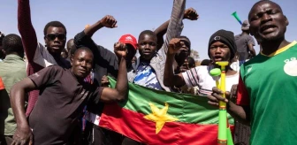 Burkina Faso'da darbe: Askerler neden Cumhurbaşkanı Kabore'yi devirdi?