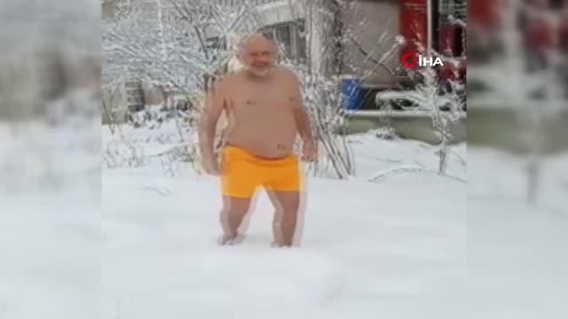 Denizde değil, karda yüzdü