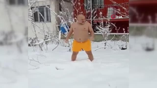 Denizde değil, karda yüzdü