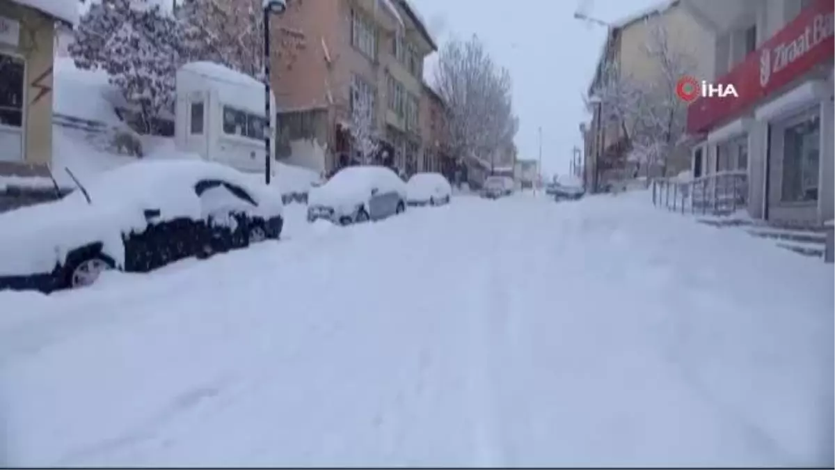 Tunceli�de ev ve arabalar kara gömüldü Haberler