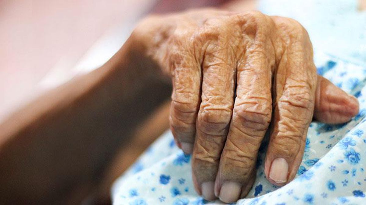 Huzurevinde kaynar sulu işkence! Yaşlı kadın vücudundaki yanıklar nedeniyle can verdi