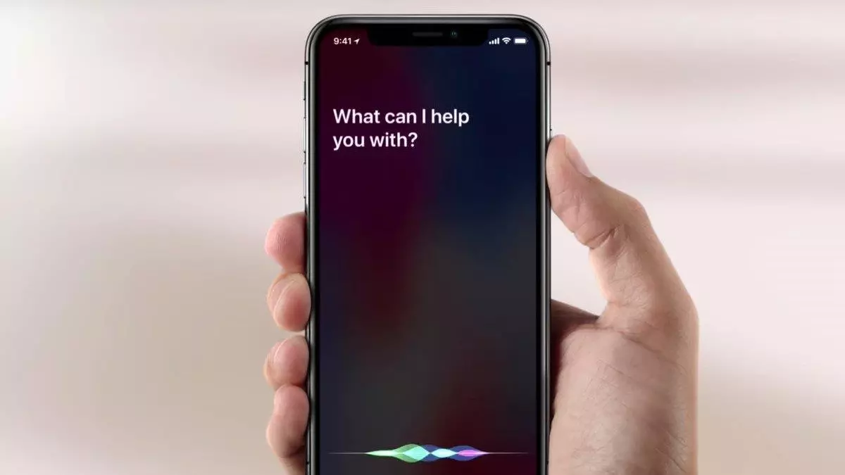 Siri'yi seslendiren kim? Siri'yi seslendiren Yelda Uğurlu kimdir?
