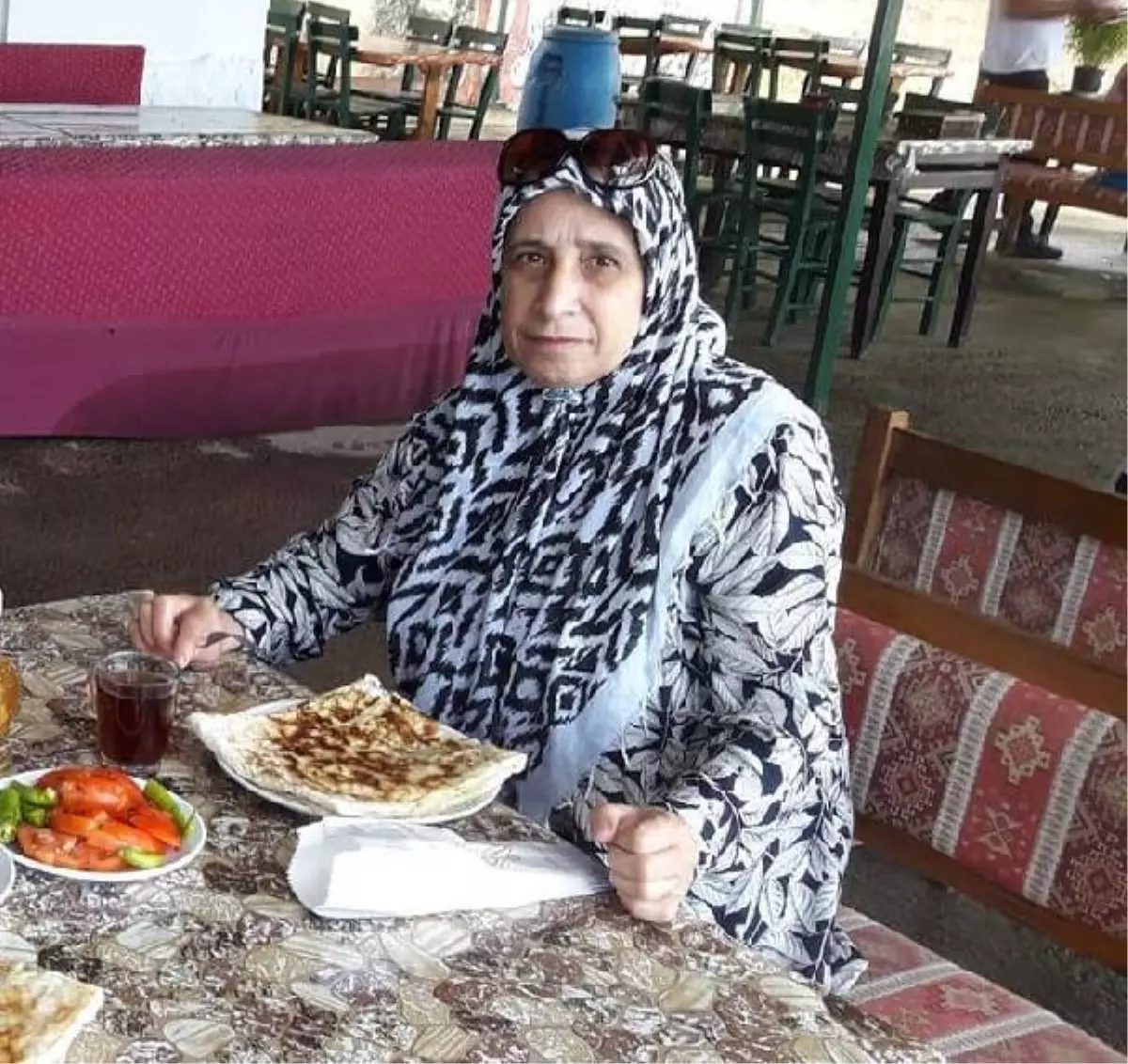 Manisa'da cenaze dönüşü kaza: 1 ölü, 2 yaralı (2)