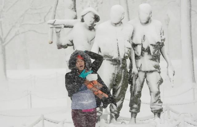 ABD'de kar fırtınası alarmı! 4 eyalette acil durum ilan edildi, 100 binden fazla kişi elektriksiz kaldı