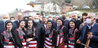 Binali Yıldırım Kuşköy'de 'kuş dili' ile karşılandı, karşılamada renkli anlar yaşandı