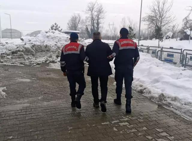 FETÖ üyesi şüpheli hareketlerde bulununca yakalandı