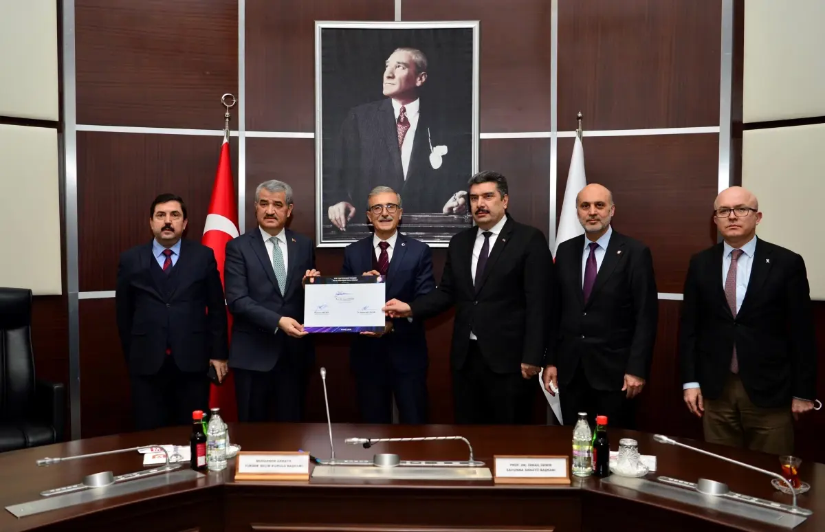 Savunma Sanayii Başkanlığı'ndan YSK'ya yüksek teknolojili yeni veri merkezi