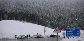 Akseki'de vatandaşlar kar keyfi yaşadı