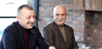 Kocaeli'de emekli olan İtfaiye Daire Başkanı Kara'ya veda yemeği