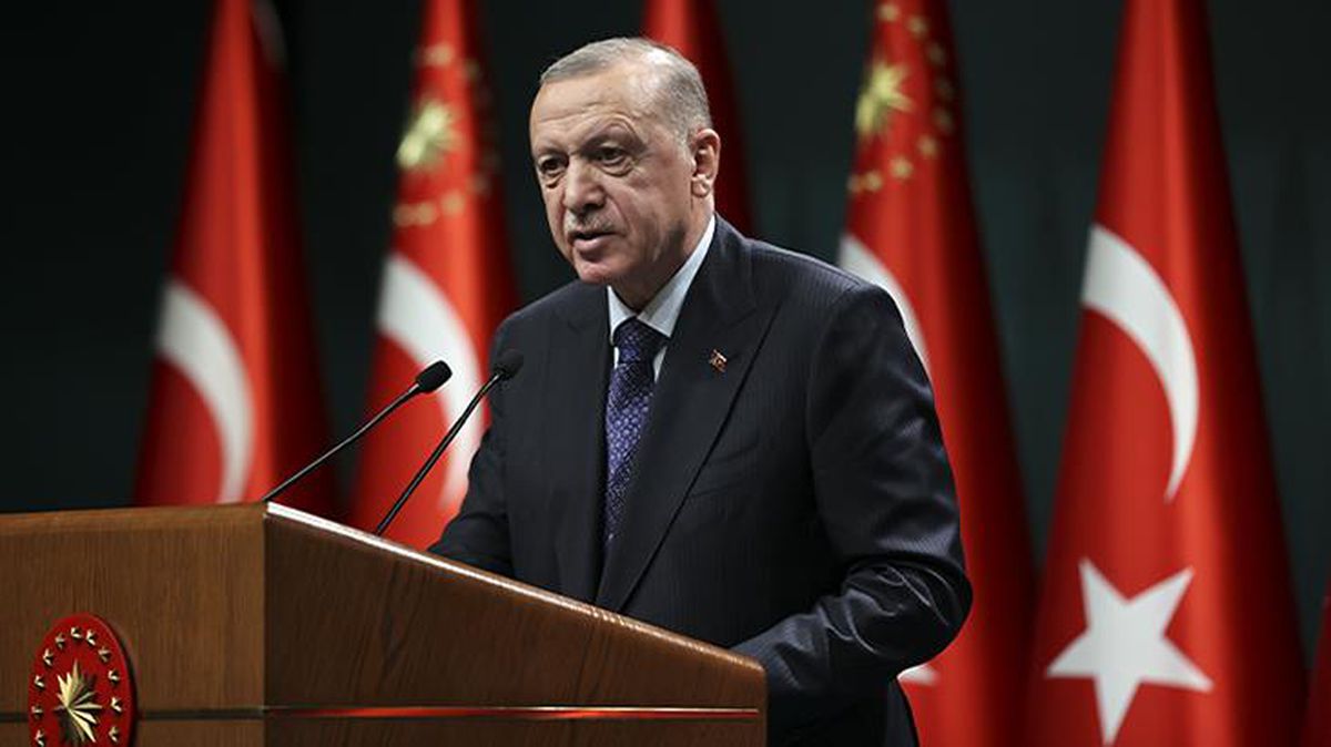 Son Dakika: Cumhurbaşkanı Erdoğan'dan enflasyon mesajı: Artışın kamburunu bir müddet sırtımızda taşımak durumunda kalacağız