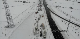Son Dakika! Kuzey Marmara Otoyolu'nun kar nedeniyle trafiğe kapalı kalması nedeniyle işletmeci firmaya 6,8 milyon lira ceza kesildi