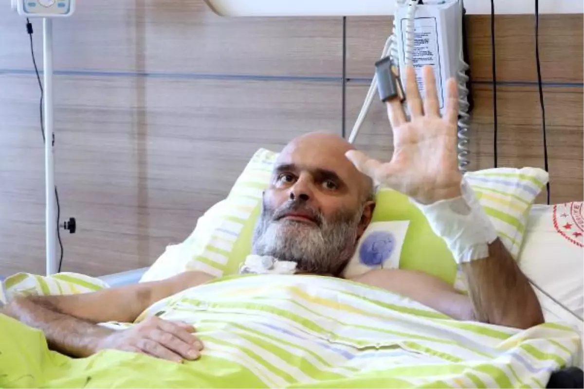 Felçli hasta, yutma terapisiyle 4 ay sonra yemek yemeye başladı