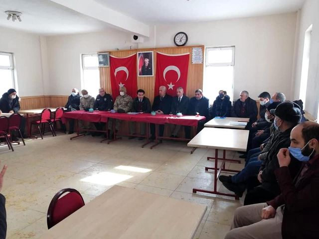Kaymakam Özerden vatandaşlarla buluştu
