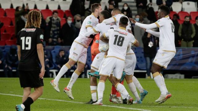 Messi ilk kez 10 numarayı giydi, PSG yıllar sonra perişan oldu! Çeyrek finali göremediler Messi ilk kez 10 numarayı giydi, PSG yıllar sonra perişan oldu! Çeyrek finali göremediler