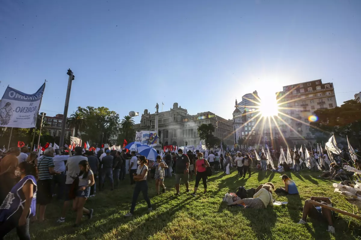 BUENOS AIRES - Arjantin'de binlerce kişi yargı reformu talebiyle protesto düzenledi