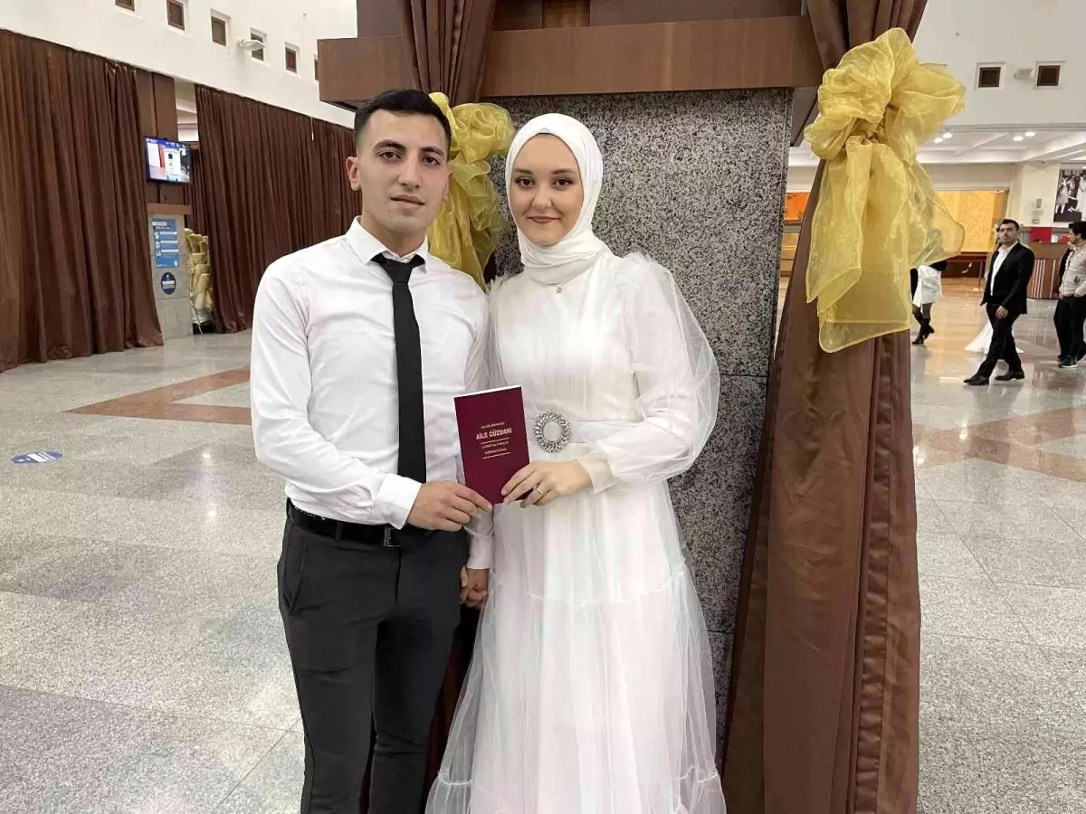Nikah dairelerinde 02.02.22 yoğunluğu
