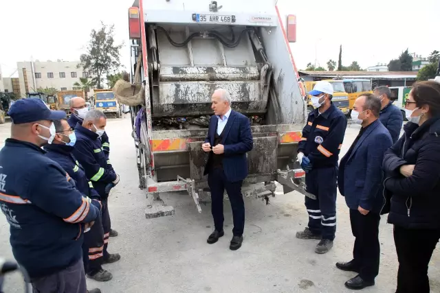 Türkiye'de bir ilk! Akdeniz Belediyesi temizlik çalışanlarına koku tazminatı verecek