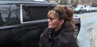 Eski Alaska valisi Sarah Palin New York Yüksek Mahkemesi'ne geldi