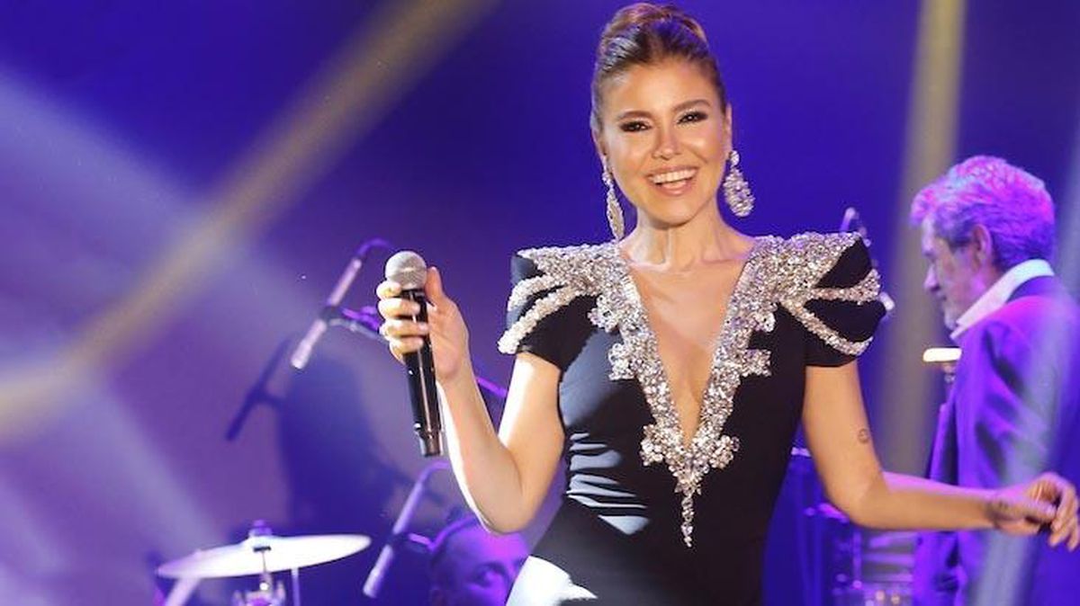 Gülben Ergen'den 'Silikonlarını yenilemişsin' diyen takipçisine yanıt gecikmedi: Hiç silikonum olmadı