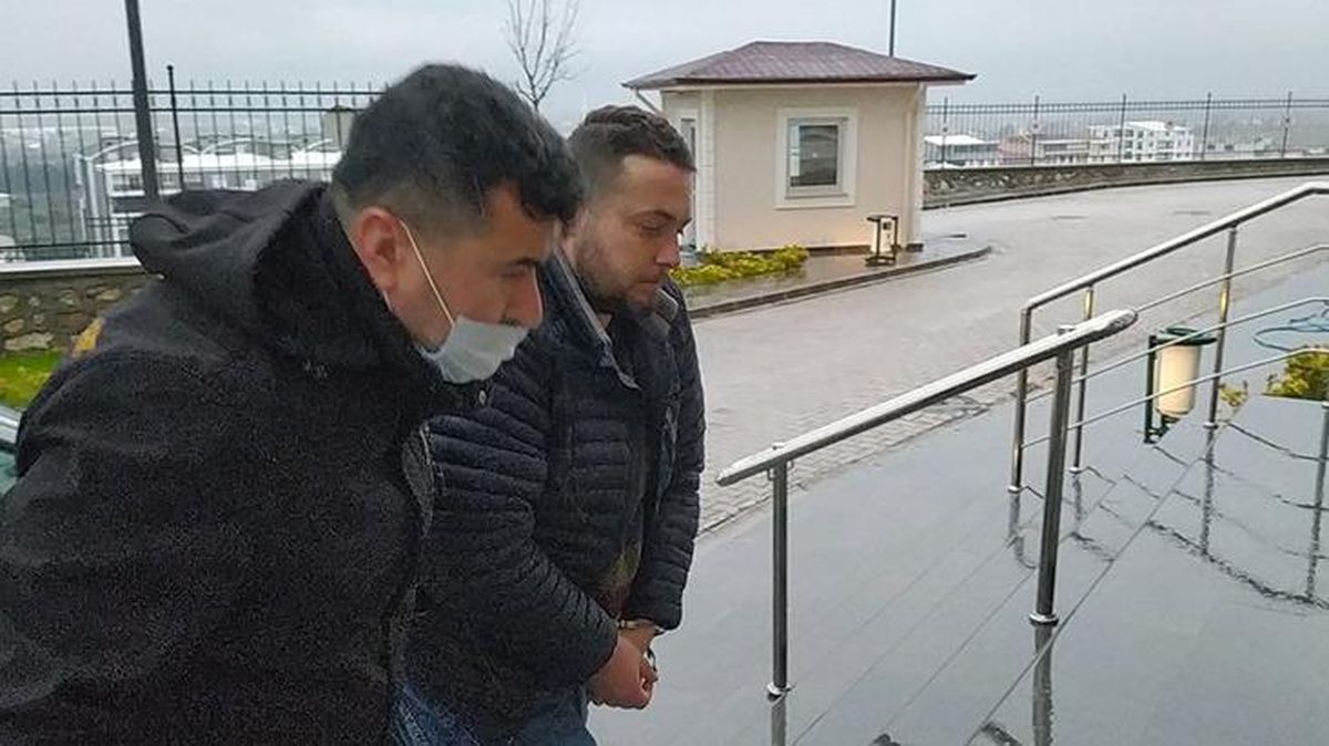 Ekmek bıçağıyla babasını öldüren evlattan kan donduran sözler: Kaçmasaydı annemi de öldürecektim