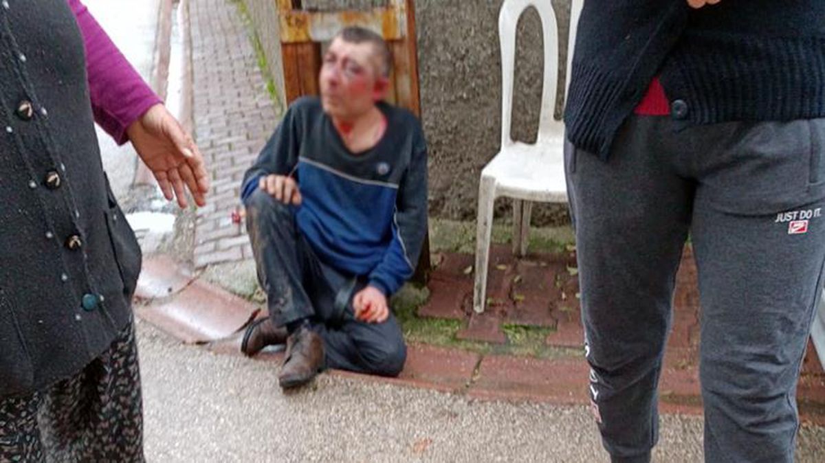 Fırın çalışanını öldüresiye dövüp sokağa attılar! Hastanede yaşam mücadelesi veriyor