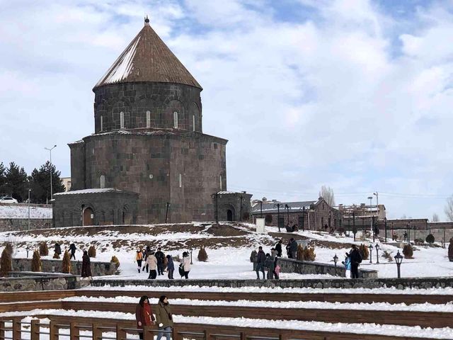 Kars'ta bahar havası yaşanıyor